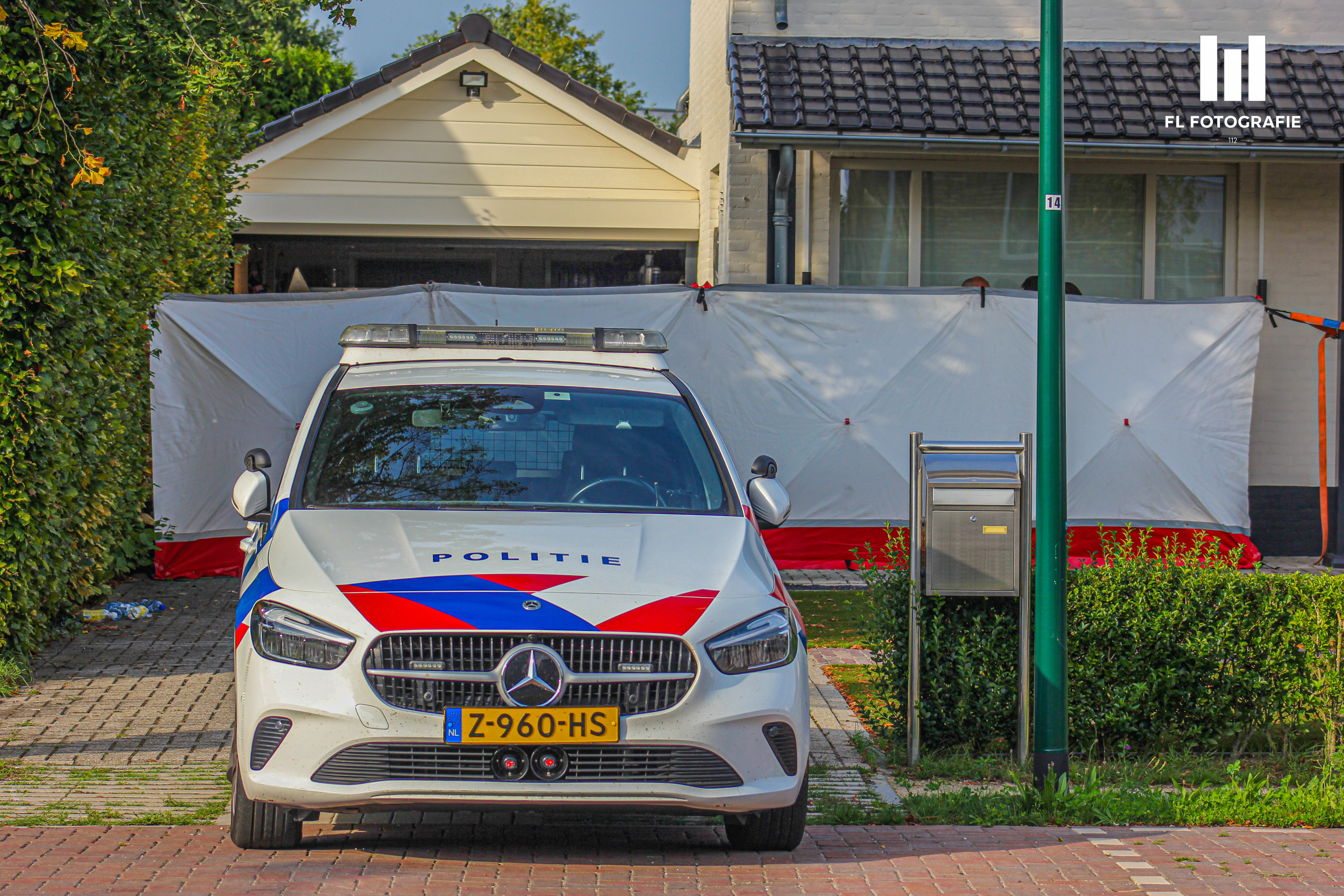 Overleden man aangetroffen op oprit bij een woning in Heeswijk-Dinther