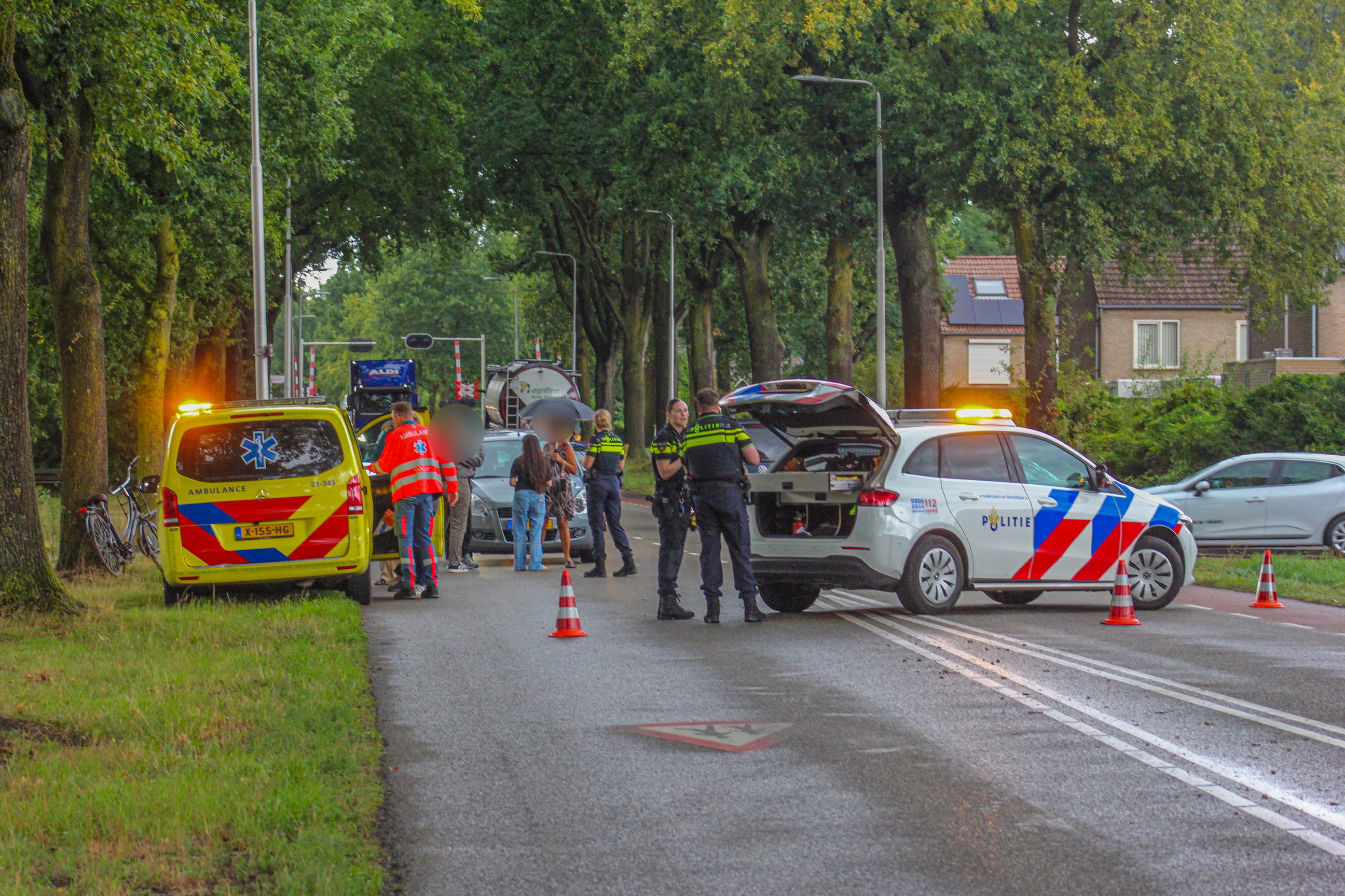 Jongen naar ziekenhuis na aanrijding tussen auto en fietser in Oss